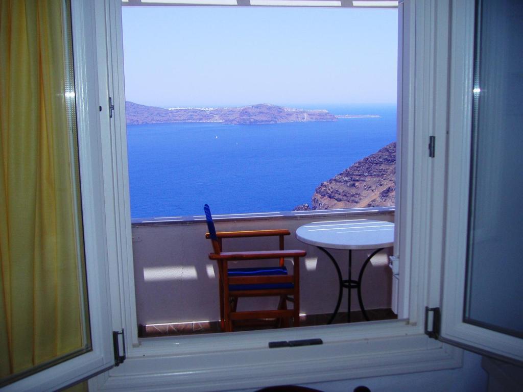 Hotel Mylos Firostefani Rum bild