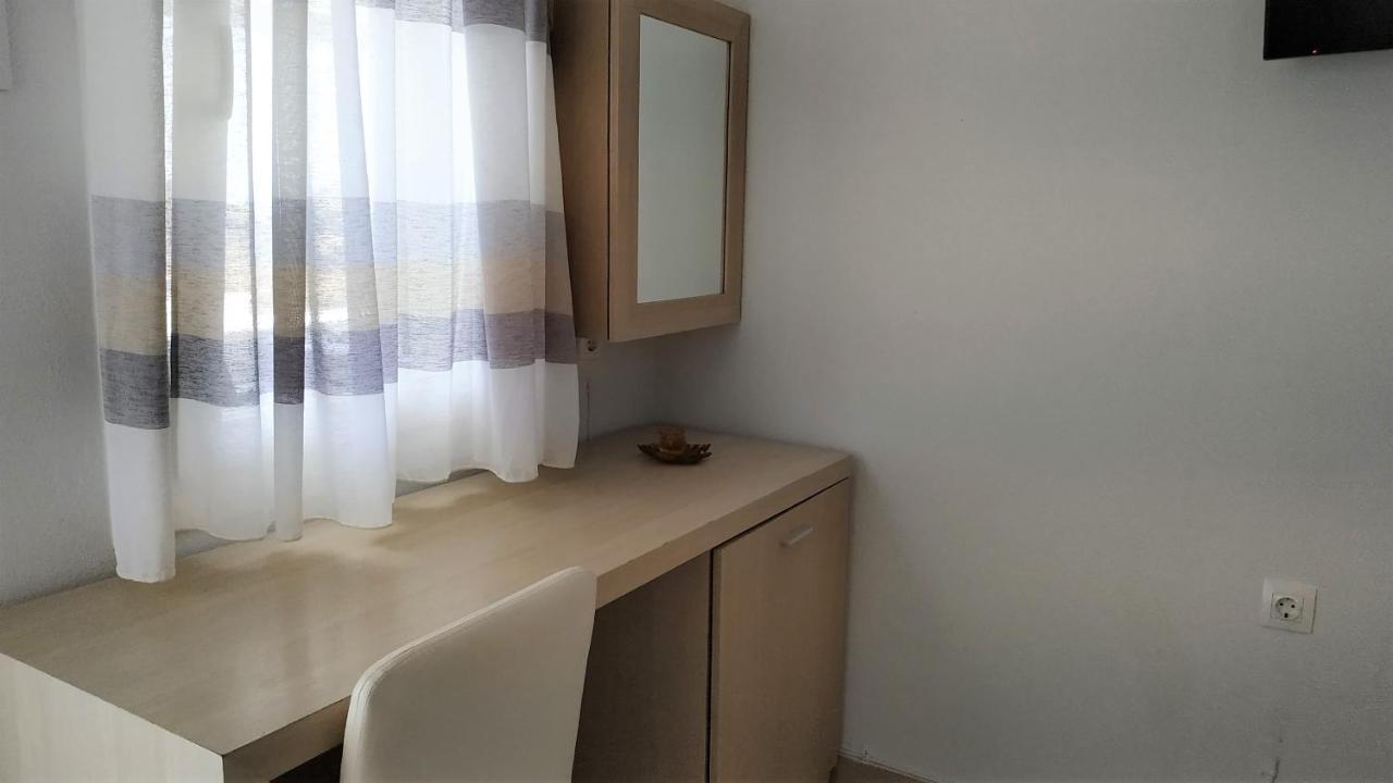 Hotel Mylos Firostefani Exteriör bild